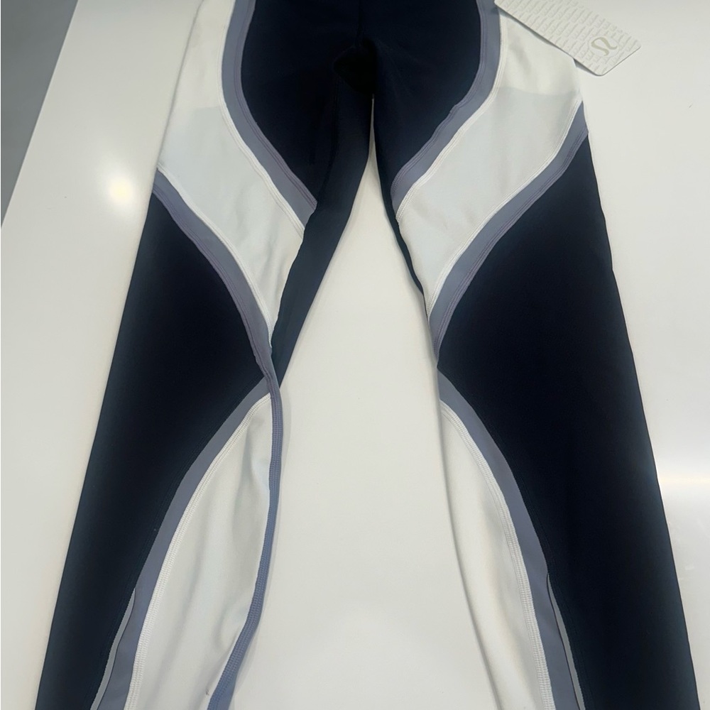 Lululemon Luxe Black and White Leggings